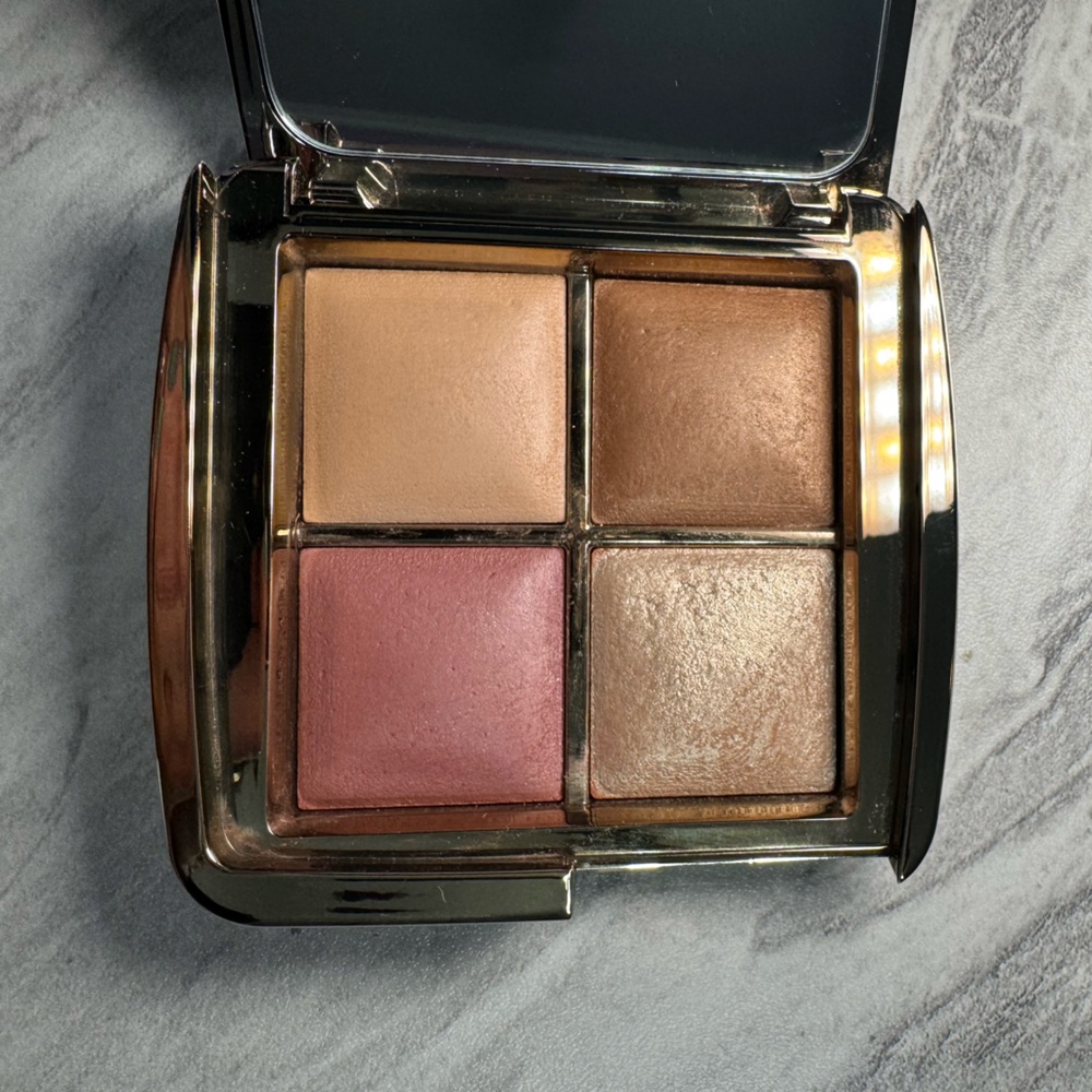 Hourglass Limited Edition Ambiant Face Palette